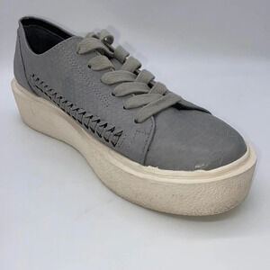 Coconuts by Matisse White Out Platform Sneakers in Gray - Size 6 1/2